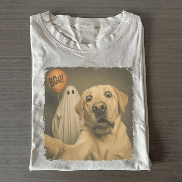 Scared Labrador Selfie T-Shirt Halloween Ghost Balloon Clothing Gift For Dog Lovers